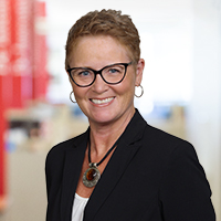 Cyndee Redfearn headshot