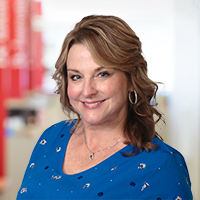 Lori Rolls headshot