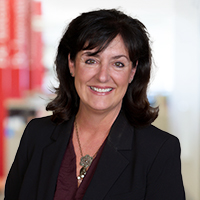 Paula Millis headshot